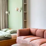 Boutique - Wenceslas Square 5 Min - King Bed By Gravity Apartmán *